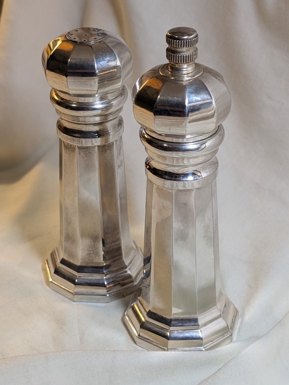 Sheffield Silver Co. - Silver-Plated Salt & Pepper Set - Made in Italy